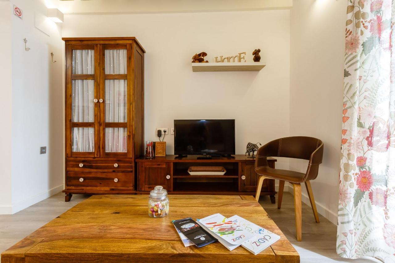 Apartamentos Loto Y Liz By Cadiz4Rentals Extérieur photo